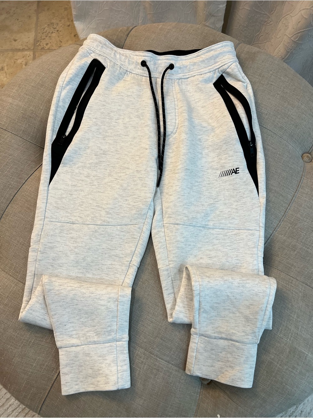 NWOT American Eagle Outfitters Light Gray Joggers with Black Trim
